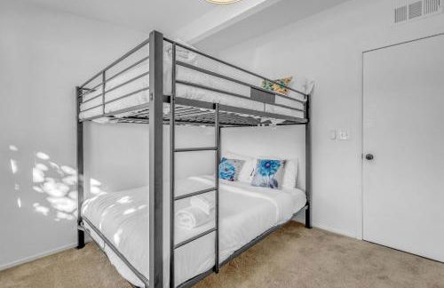 Spacious Remodeled Retreat Haven - Foto 26