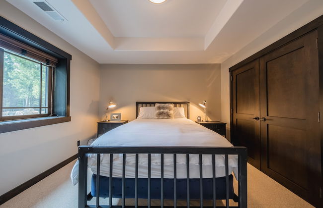 Chateau Fortine Retreat for 6! - Photo 7