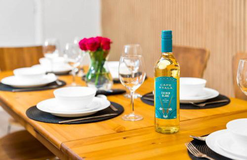 Modern 6-Bedroom Home - Sleeps 12 - Parking - Garden 568P - Foto 4