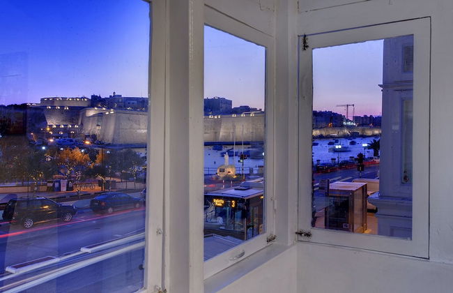 Charming Seafront House In Kalkara - Foto 10