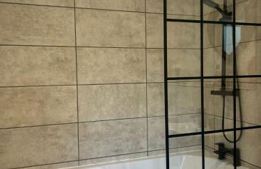 BROOK HOUSE 4a - Photo 41