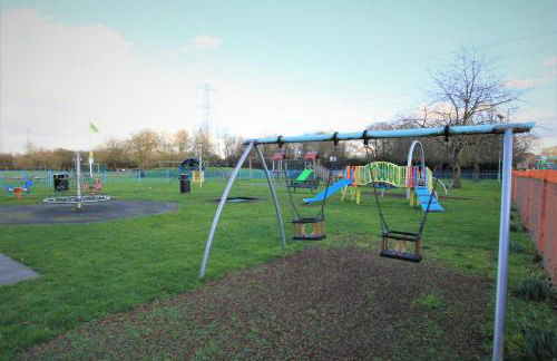 Crown Meadow - 4 Bedroom House - Heathrow - ExcellentStays - Photo 23