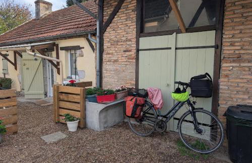 PETIT MAS COSY DU BORD DE LOIRE a 15 MM DU PARC LE PAL - Foto 8