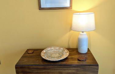 Hot Tub, Lake View, Peaceful Woodland Retreat - Photo 36