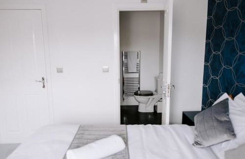 Gadbridge - 3 Bedroom House, parking and garden! - Foto 19