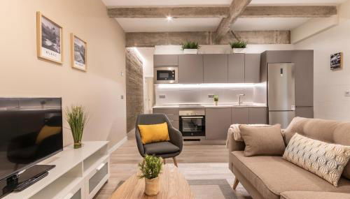 Recién reformado junto a metro San Mamés - Foto 2, minibar