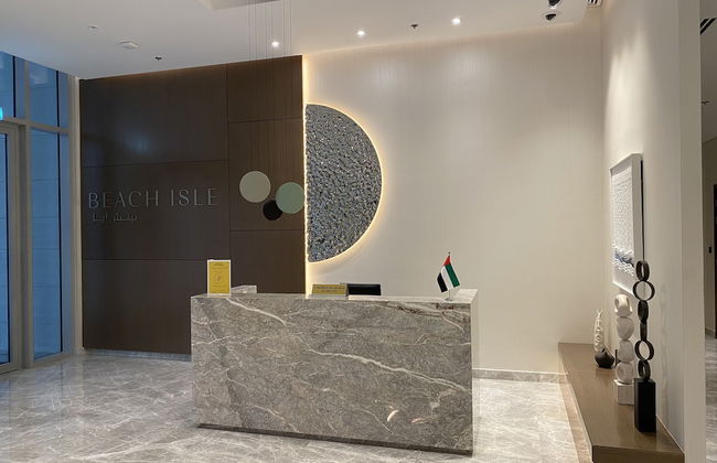 YOUR STAY Apartments Luxury Beachfront Living - Photo 2