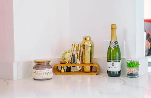 Bamboo Bungalow by Jungle House Near Convention Center OSU & Nationwide Arena Walk to High Street Downtown & Short North 5 800 Reviews Private Parking - Foto 102