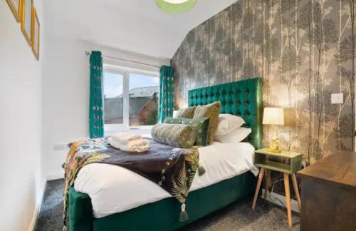 8 Eighth Ave Retreat On The Green Beautiful 4-Bed Home Pass The Keys - Foto 16