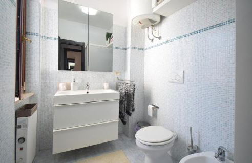 Gorgeous Apartment In Marina Di Ardea - Foto 23