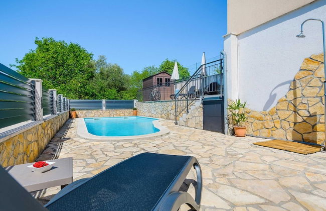 Charming Holiday Home With Pool and sea View - Foto 14