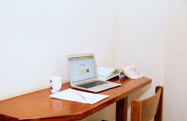 Lush Gardens Apartment 1 - Photo 11