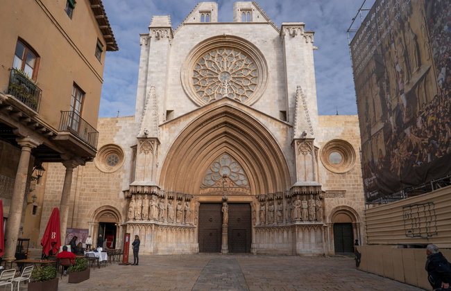 Eingang zur Kathedrale von Tarragona - Foto 1