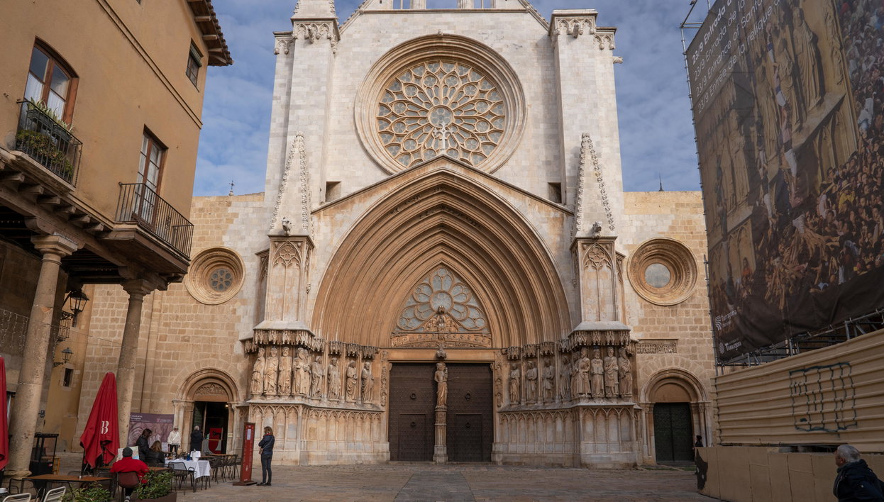 Eingang zur Kathedrale von Tarragona - Foto 1