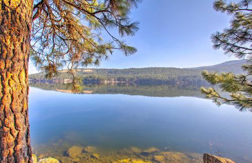 Luxurious Liberty Lake Hideaway with Hot Tub! - Foto 26