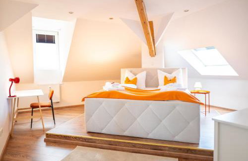 GreenTreeHomes - Penthouse Oak - Photo 4