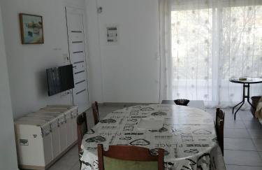 Almira Ghouse - Foto 28