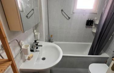 Laguna Beach Piscina- HOME RENT MALAGA - Photo 14