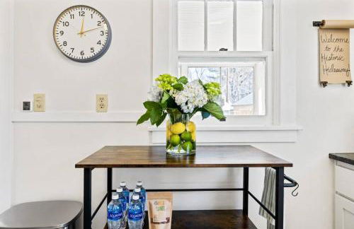 Historic Hideaway Hot Springs - Photo 39