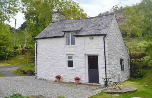 Crogen Bryn Awel - Photo 2