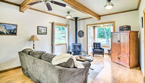 Quaint Coquille Getaway Near Beaches and Parks! - Foto 5