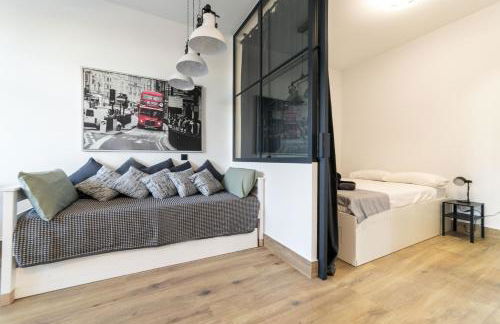 Hangar 18 - I - Foto 9