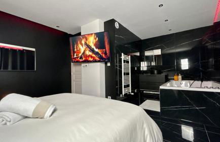 Black Room: Votre Love Room près de Lyon - Foto 1