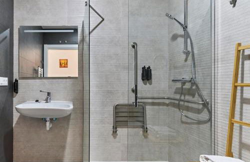 Apartamentos Catedral Palace by gaiarooms - Photo 23