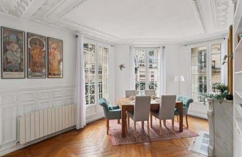 Haussmannian and Central - Montmartre and Sacré-Coeur - Photo 7