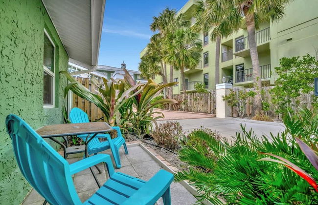 Stones Throw Beachside Bungalow 2 AT THE Beach - Foto 1