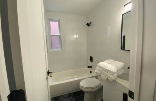 New Dearborn Luxury Relax, Explore, Repeat - Foto 5