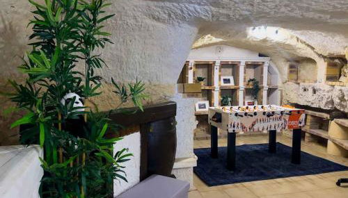 Maison Semi-Troglodyte avec 4 vélos - Foto 4