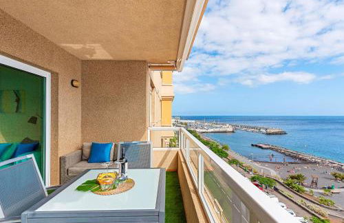 Frontline Beach Apt with Terrace - Foto 18