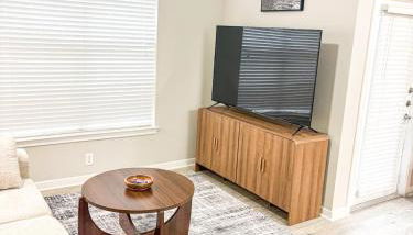 Contemporary 1BR Retreat Quiet Serene Setting - Foto 3