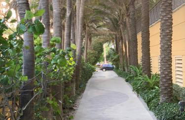Walk to the Beach at Sunny Isles - Foto 35