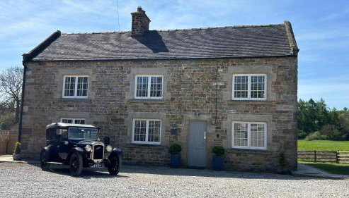 Farmhouse - Sleeps 6 - Near Alton Towers Peak Dist - Foto 2