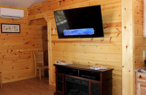 Unique Wooden Yurt Rental for a Vacation near Beckley, West Virginia - Foto 8