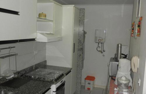 NA BEIRA MAR DE PAJUCARA- EDIF NEO- APARTAMENTO QUARTO E SALA- TEM VARANDA - VISTA LATERAL DO MAR- RUA JULIO PLECH FILHO 60 ESQUINA COM AVENIDA DOUTOR ANTONIO GOUVEIA - CONSUMO ELETRICO É PAGO No CKECK-OUT 1KWH É 1,35 REIAS - Foto 16