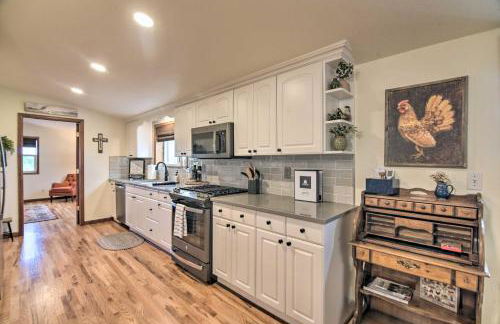 Lovely Barn Loft with Mountain Views on Horse Estate - Foto 9