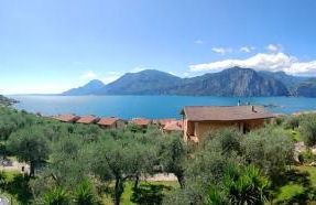 Appartamenti Casa Nina, lago,montagne, uliveti - Foto 1