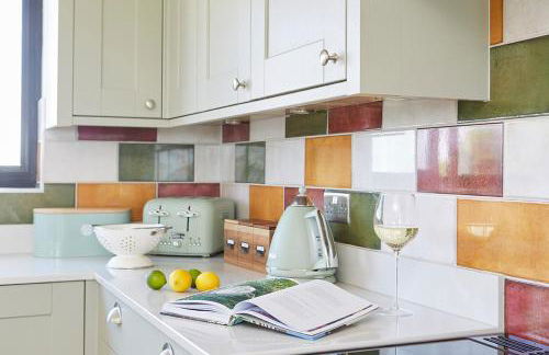 The Wendy House - Photo 4