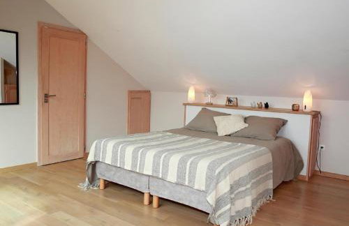 Une Maison de Campagne Atypique au Bord de L'eau - Foto 6