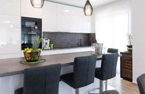 Villa Supernus with Heated Pool - Foto 23