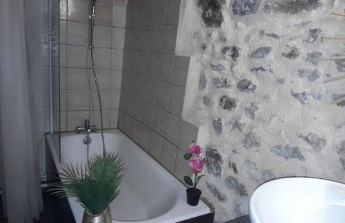 Nouveau Maison Thiernoise Typique - Foto 4