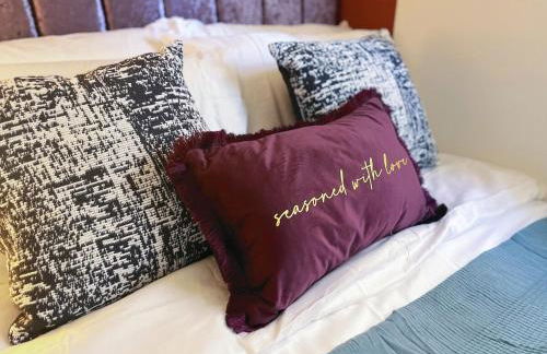 Darfield 4 Bedrooms Home 6 Beds 2 Showers Driveway Parking For Business Stays - Foto 20