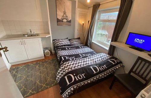 3 bedroom cottage pinner home - Foto 18