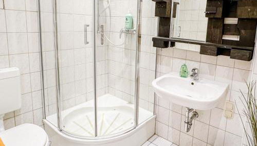 Geräumig, Ruhig, Küche & kostenlos parken - Foto 2