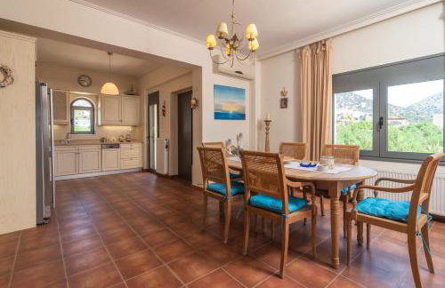 Marika Seaside Villa - Photo 5