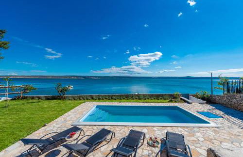 Villa Maslenica - Photo 1