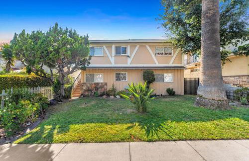 Modern 3BR Apt with Parking in Glendale - Foto 31